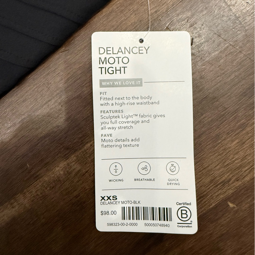 Athleta Women’s Black Leggings with Ribbed Detail - Picture 4 of 6